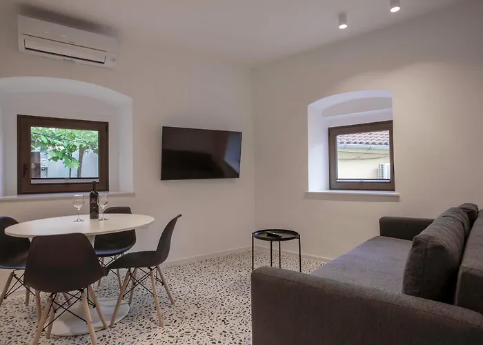 Villa Ula Premium Apartments ,Free Private Parking