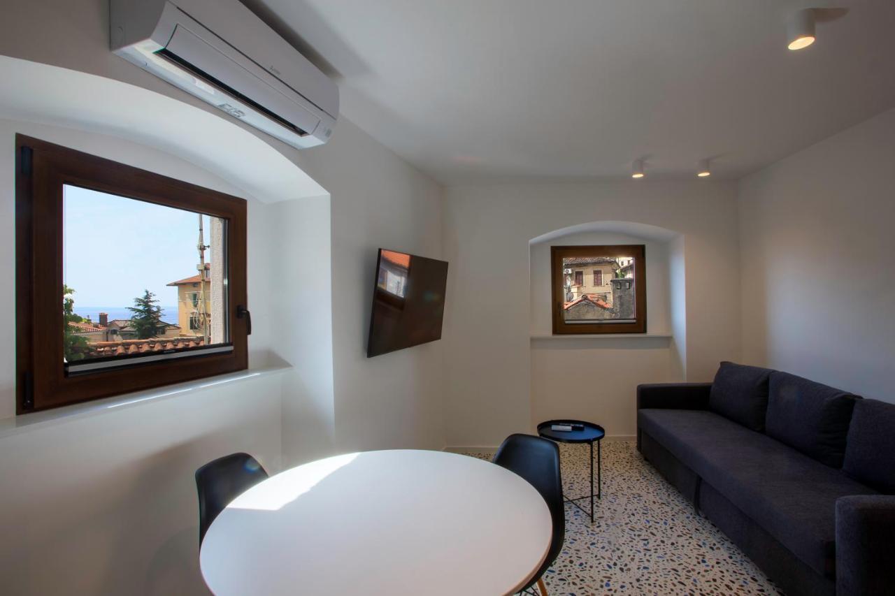 Villa Ula Premium Apartments ,Free Private Parking Abbázia