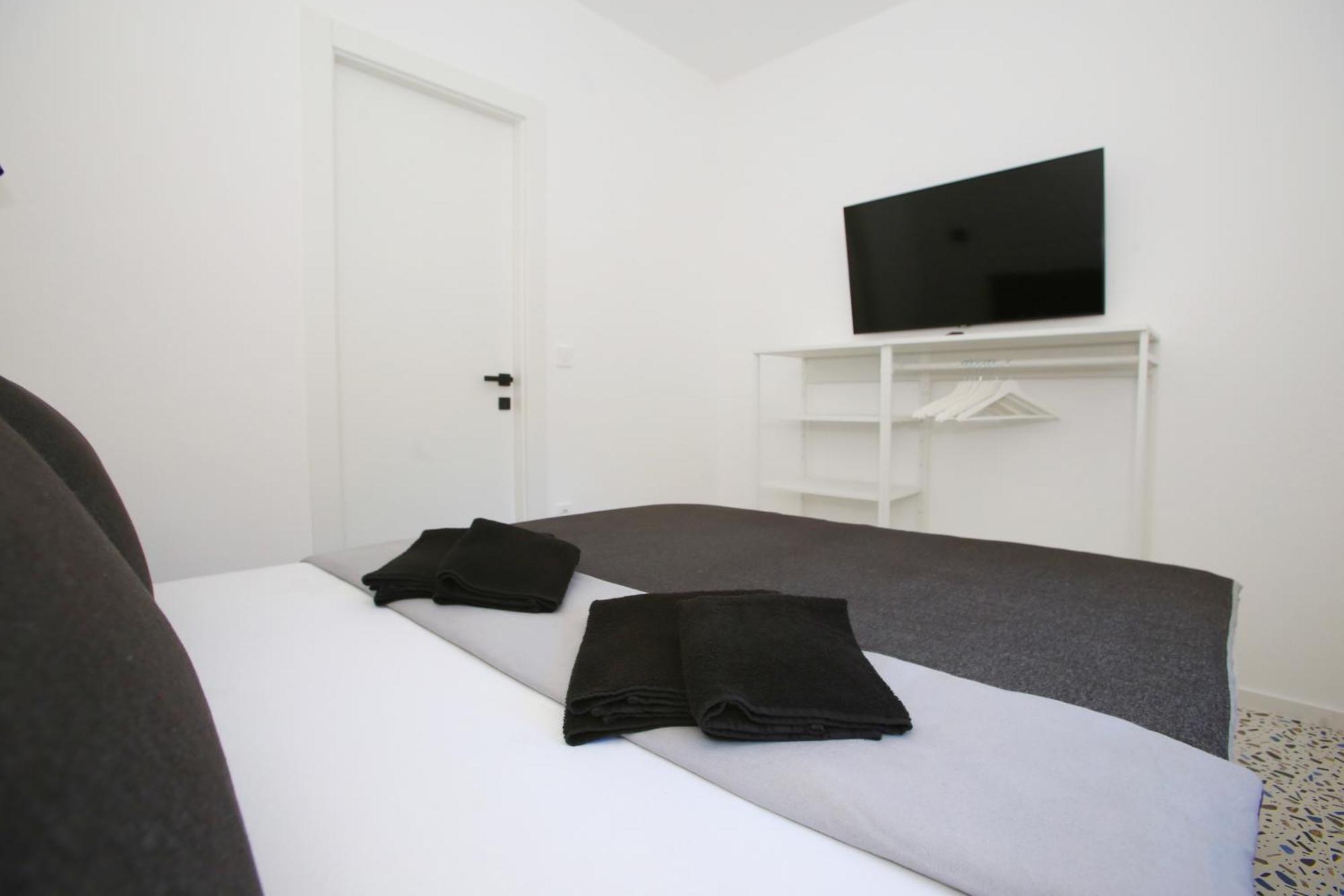 Villa Ula Premium Apartments ,Free Private Parking Apartman *